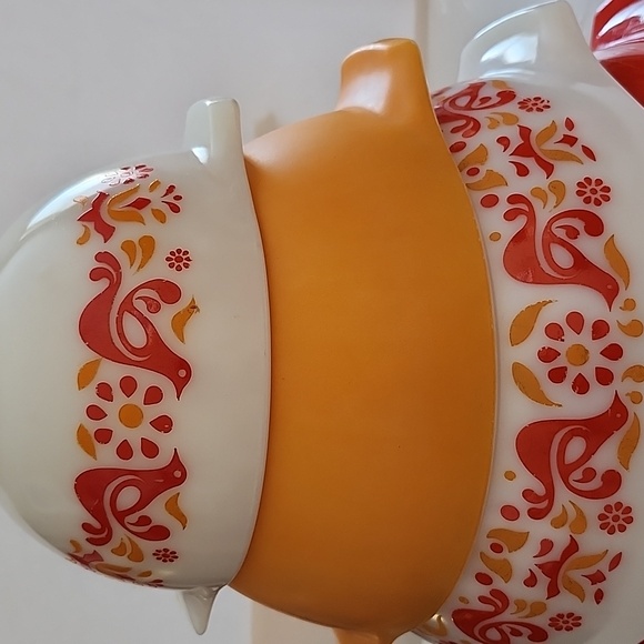 Vintage Pyrex  Friendship Pattern Cinderella Bowl Set Of 4 - Picture 5 of 8